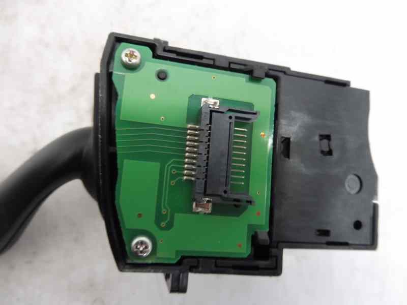 Recambio de mando intermitentes para ford focus lim. (cb8) titanium referencia OEM IAM AV6T13335AB  