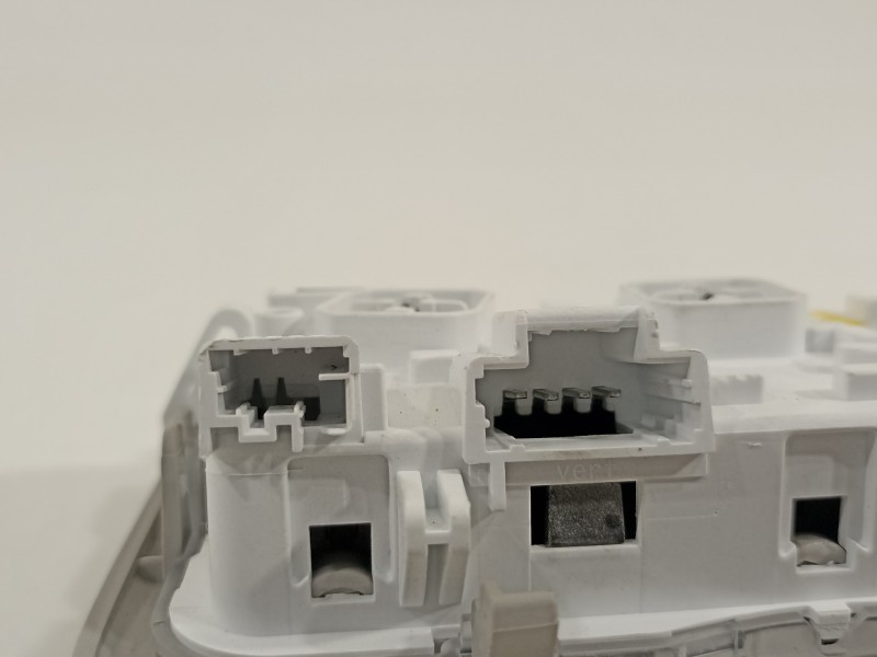 Recambio de luz interior para citroën c4 picasso feel referencia OEM IAM 95721407BJ  