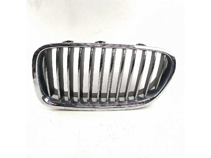 Recambio de rejilla paragolpes central para bmw serie 5 lim. (f10) 520d referencia OEM IAM 5113700727 51137261355 51137203649