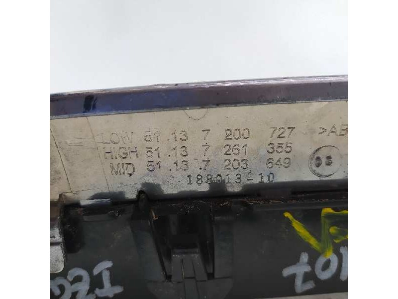 Recambio de rejilla paragolpes central para bmw serie 5 lim. (f10) 520d referencia OEM IAM 5113700727 51137261355 51137203649