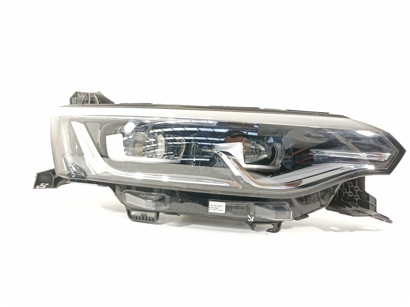 Recambio de faro derecho para renault talisman business referencia OEM IAM 260100184R 90099123 