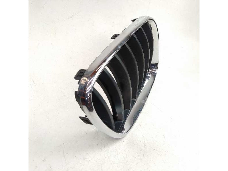 Recambio de rejilla paragolpes central para bmw x3 (f25) xdrive 20d referencia OEM IAM 51117210726 51117237422 