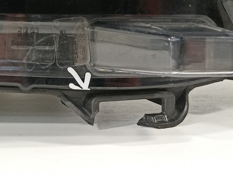 Recambio de faro derecho para renault talisman business referencia OEM IAM 260100184R 90099123 