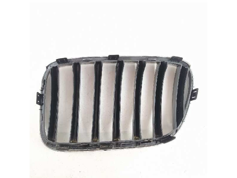Recambio de rejilla paragolpes central para bmw x3 (f25) xdrive 20d referencia OEM IAM 51117210726 51117237422 
