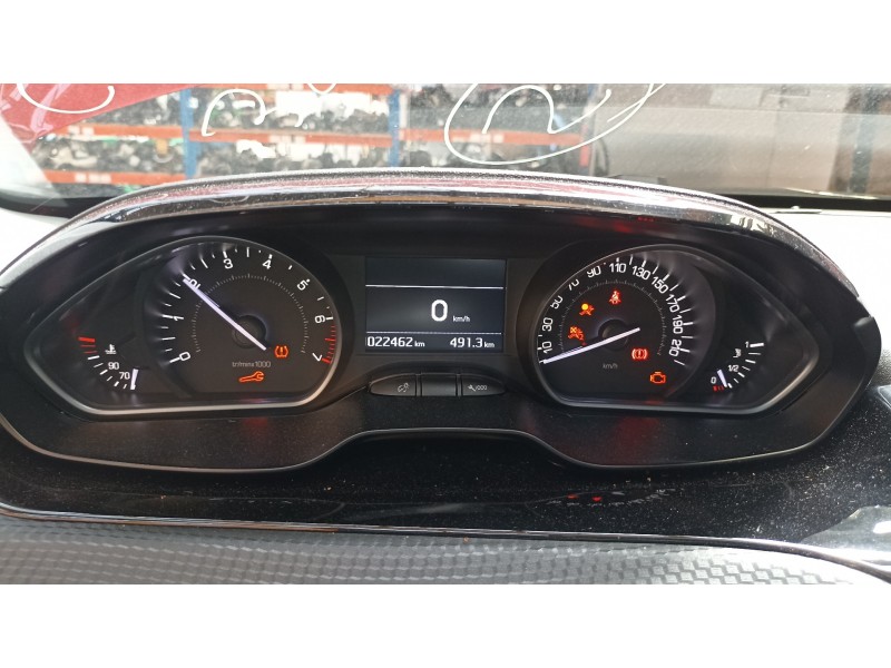 Recambio de cuadro instrumentos para peugeot 208 1.2 12v vti referencia OEM IAM 9821126480  
