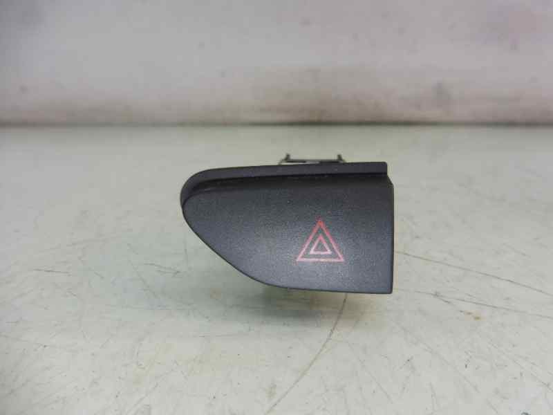 Recambio de warning para renault captur dynamique referencia OEM IAM 252907372R  