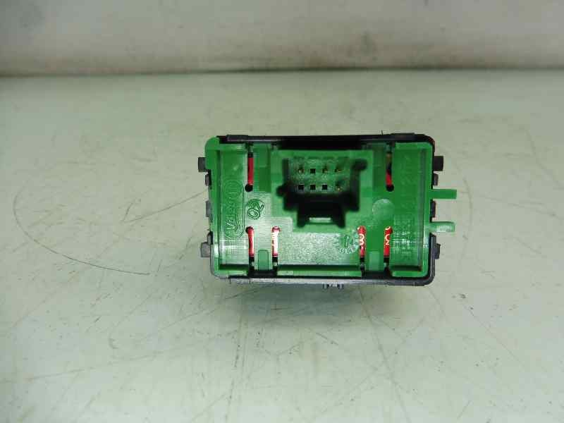 Recambio de mando multifuncion para renault captur dynamique referencia OEM IAM 251534917R  