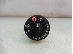 Recambio de mando multifuncion para renault captur dynamique referencia OEM IAM 681995290R