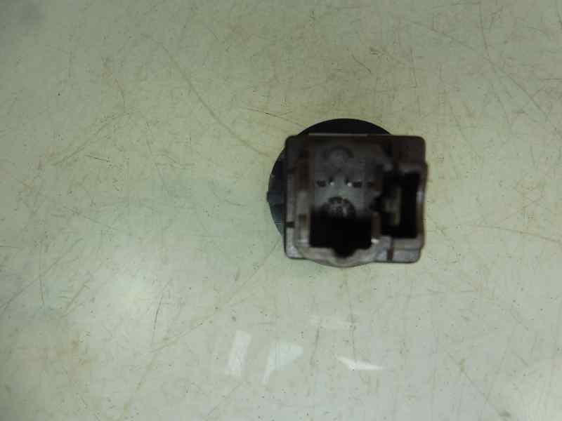 Recambio de mando multifuncion para renault captur dynamique referencia OEM IAM 681995290R  