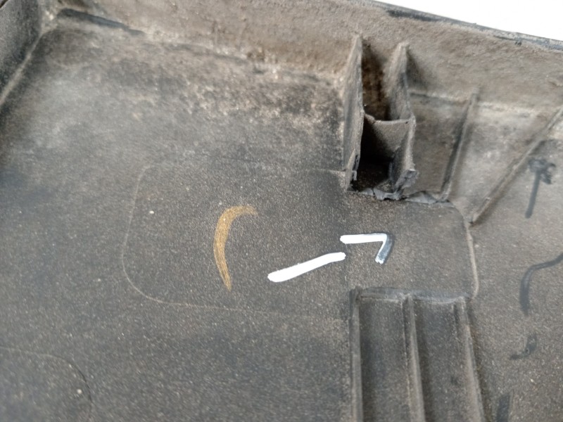 Recambio de aletin trasero derecho para hyundai tucson kosmo 4wd referencia OEM IAM 87742D7000  