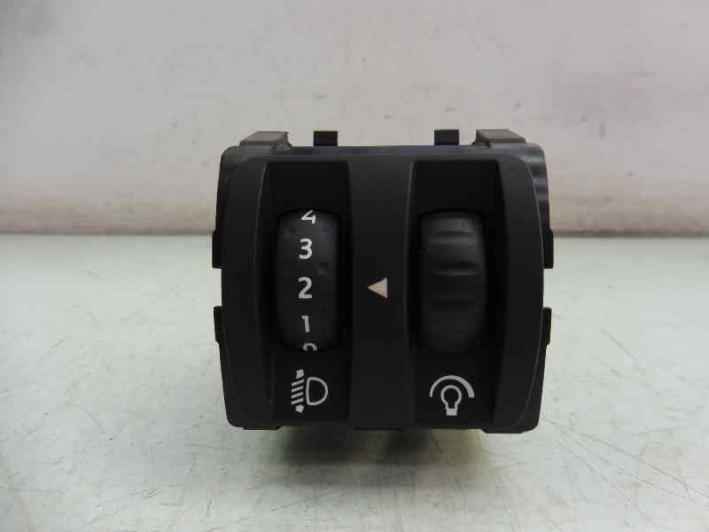 Recambio de mando multifuncion para renault captur dynamique referencia OEM IAM 251900567R  