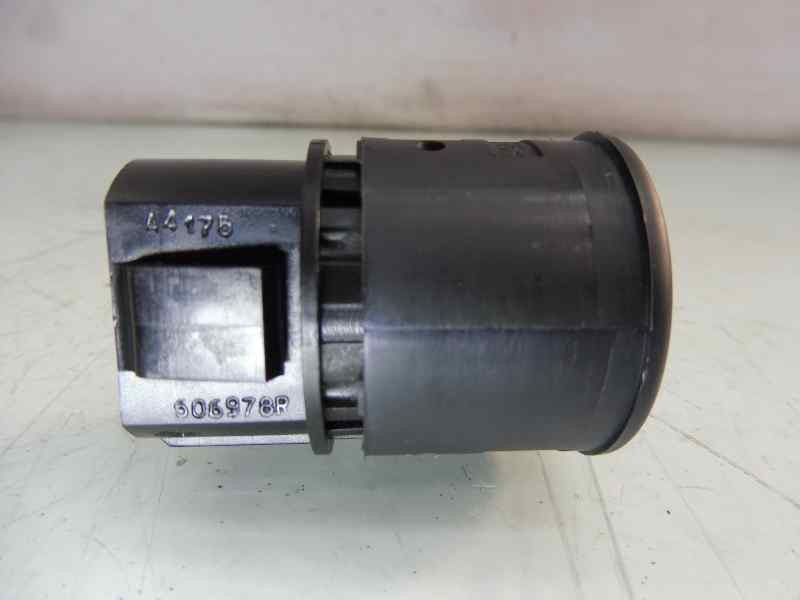 Recambio de conmutador de arranque para renault captur dynamique referencia OEM IAM 506978R  