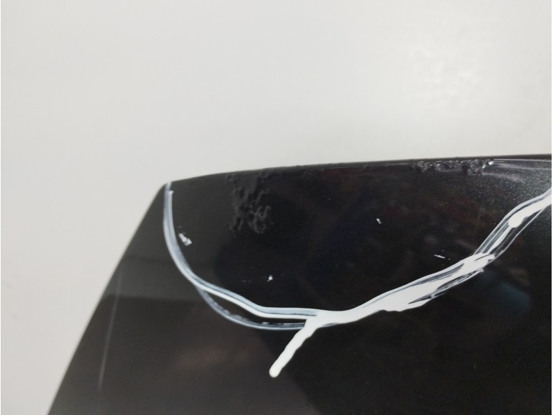 Recambio de capot para chrysler grand voyager limited referencia OEM IAM   