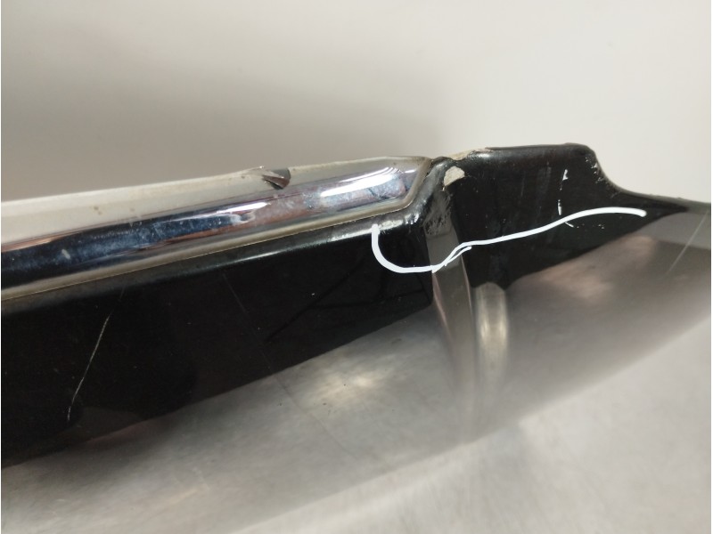 Recambio de capot para chrysler grand voyager limited referencia OEM IAM   