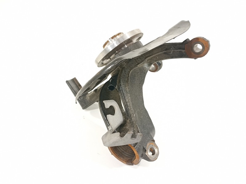 Recambio de mangueta delantera derecha para seat arona xperience referencia OEM IAM 2Q0407256AD  