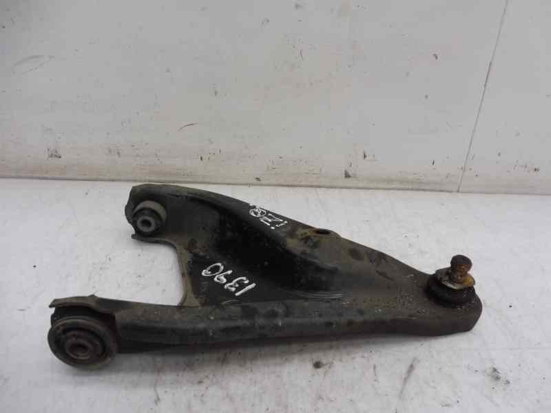 Recambio de brazo suspension inferior delantero izquierdo para dacia sandero laureate referencia OEM IAM   