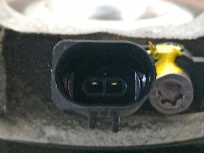 Recambio de mangueta delantera derecha para seat arona xperience referencia OEM IAM 2Q0407256AD  