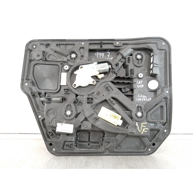 Recambio de elevalunas trasero derecho para chrysler grand voyager limited referencia OEM IAM 3016661  