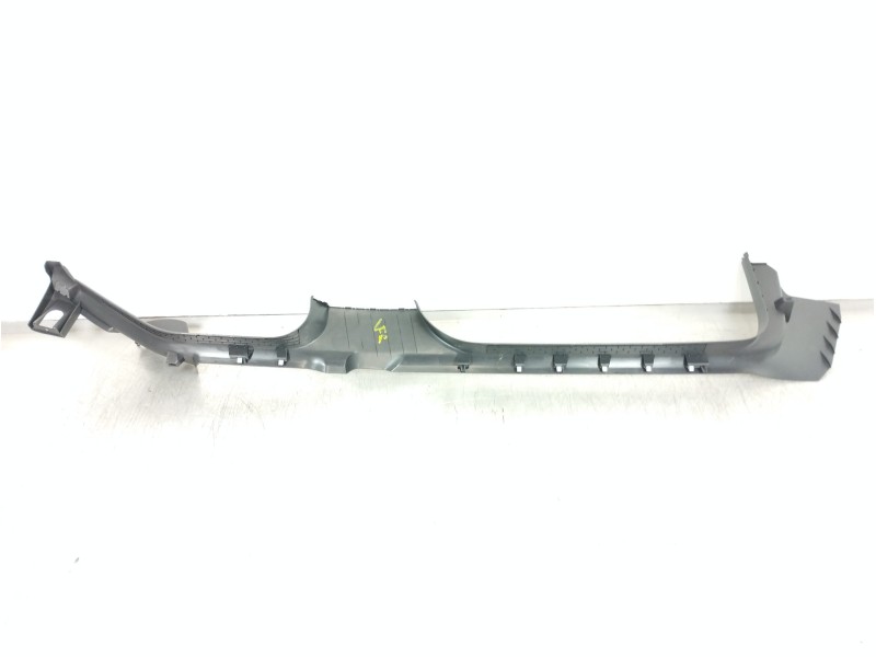 Recambio de molduras delanteras para seat arona xperience referencia OEM IAM 6F0863484  