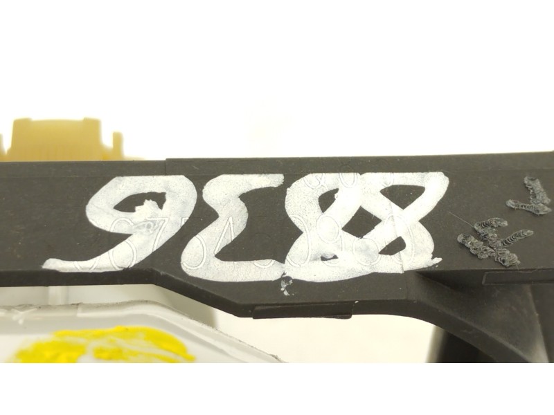 Recambio de faro antiniebla izquierdo para peugeot 208 1.2 12v vti referencia OEM IAM 11417682 9675450980 