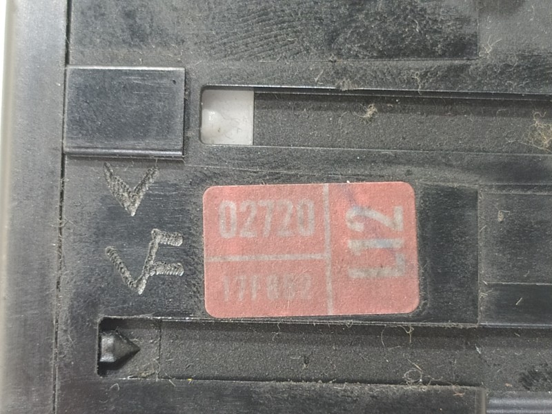 Recambio de mando luces para toyota auris hybrid active referencia OEM IAM 0272017F852  