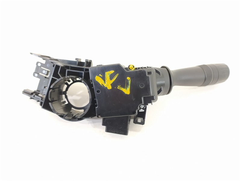Recambio de mando luces para toyota auris hybrid active referencia OEM IAM 0272017F852  