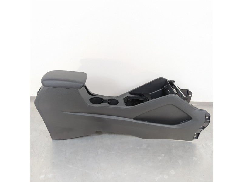 Recambio de apoyabrazos central para hyundai tucson kosmo 4wd referencia OEM IAM 84690D7200 84612D7200 84611D7200