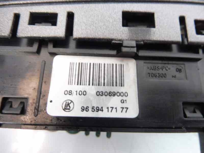 Recambio de warning para peugeot 308 confort referencia OEM IAM 9659417177  