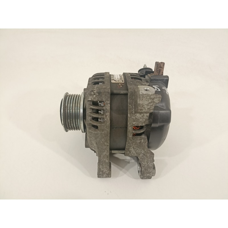 Recambio de alternador para toyota yaris city referencia OEM IAM 270600N100 1042113130 