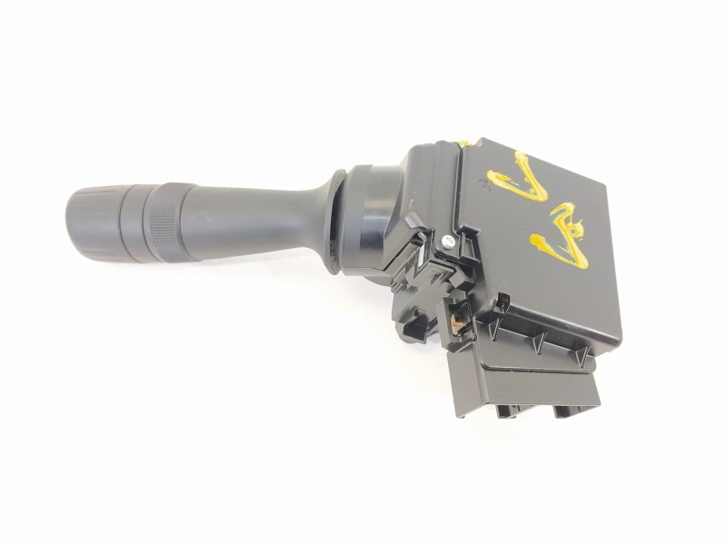 Recambio de mando limpia para toyota auris hybrid active referencia OEM IAM 0267017F858  