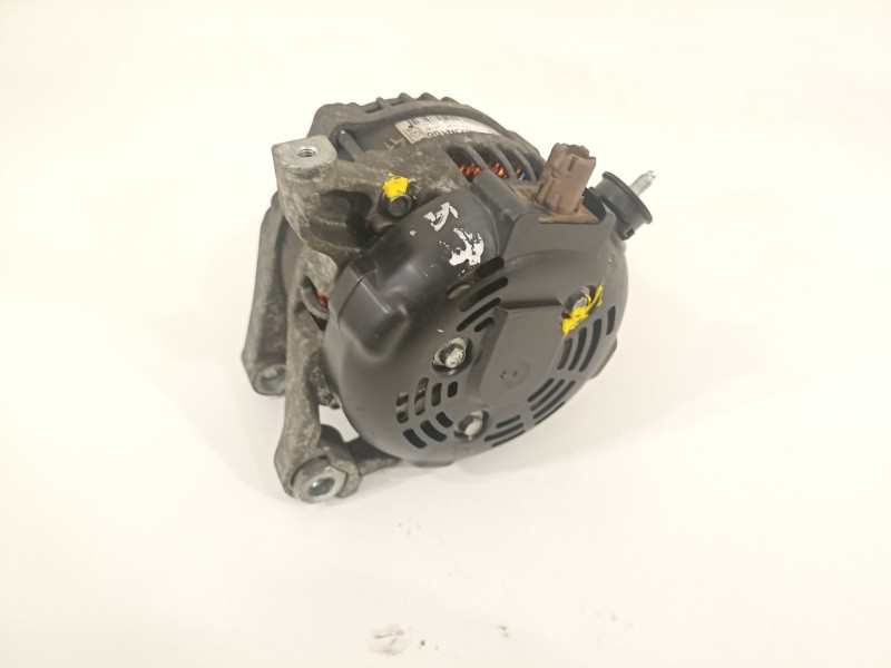 Recambio de alternador para toyota yaris city referencia OEM IAM 270600N100 1042113130 