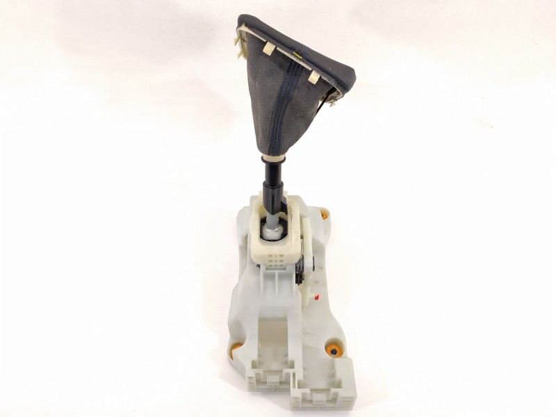 Recambio de palanca cambio para hyundai tucson kosmo 4wd referencia OEM IAM 43700D3060  