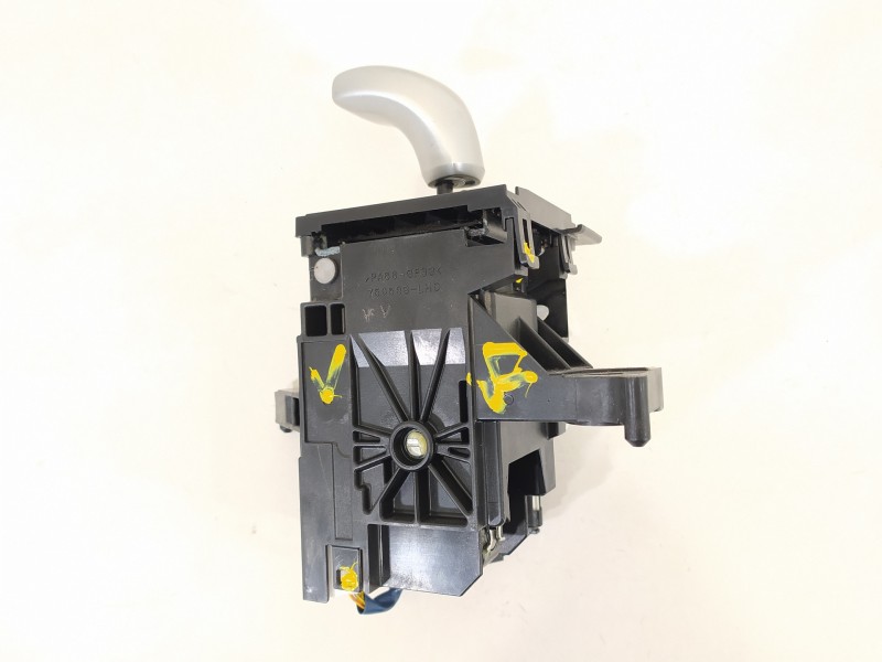 Recambio de palanca cambio para toyota auris hybrid active referencia OEM IAM 75C583LHD  