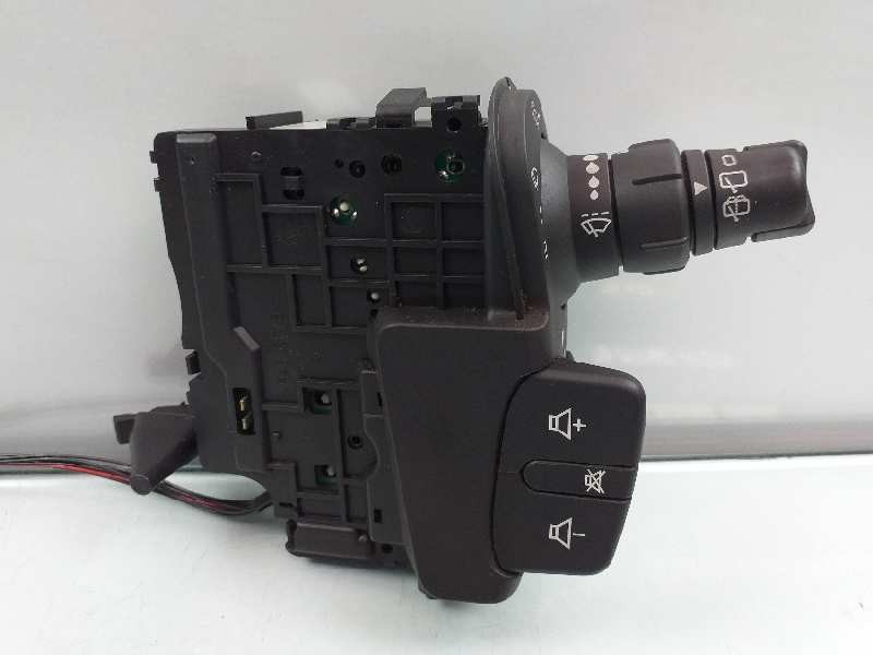 Recambio de mando limpia para renault scenic ii grand confort dynamique referencia OEM IAM 8200127728  