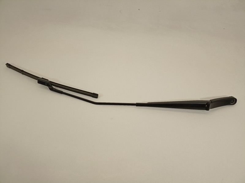 Recambio de brazo limpia delantero derecho para seat arona xperience referencia OEM IAM 6F1955410AVZ1  