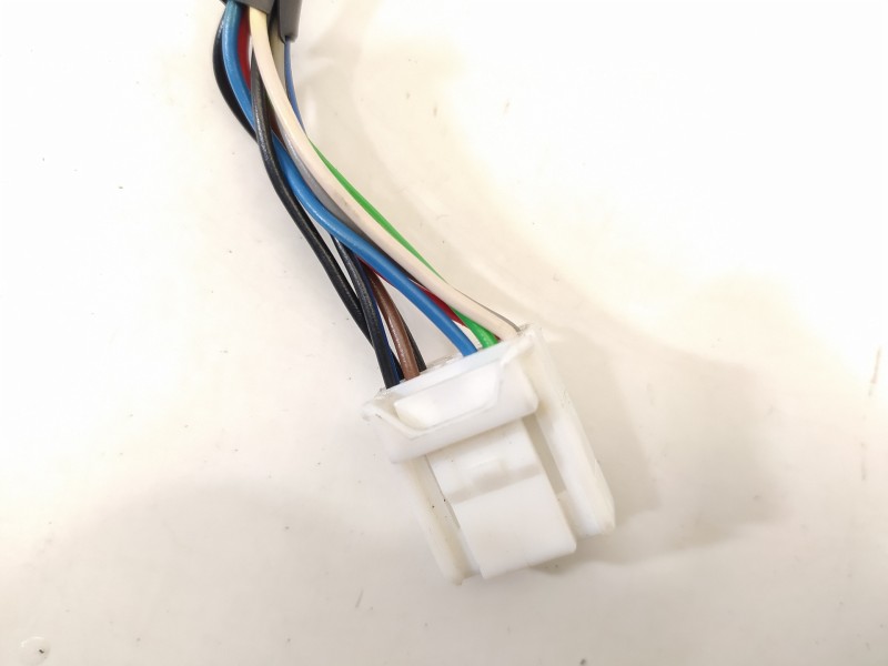 Recambio de retrovisor derecho para toyota auris hybrid active referencia OEM IAM 8791002640  