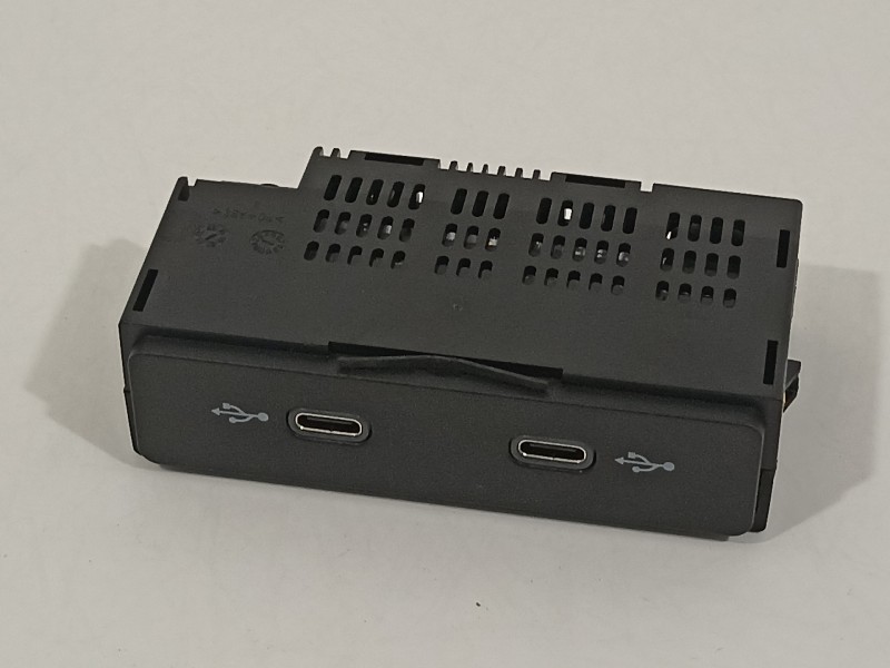 Recambio de modulo electronico para seat arona xperience referencia OEM IAM 575035736A  