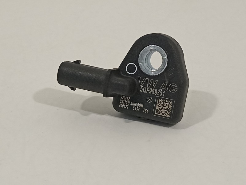 Recambio de sensor para seat arona xperience referencia OEM IAM 5QF959351  