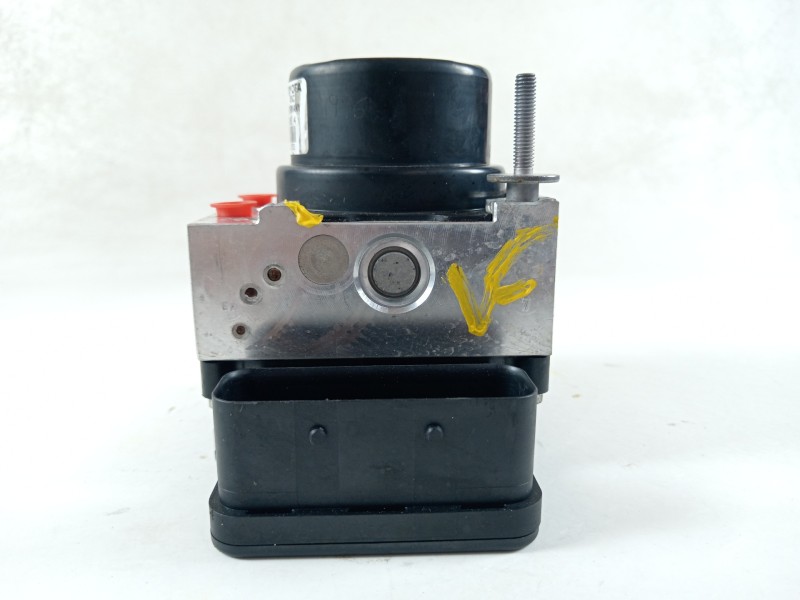 Recambio de abs para toyota yaris city referencia OEM IAM 445400D020  