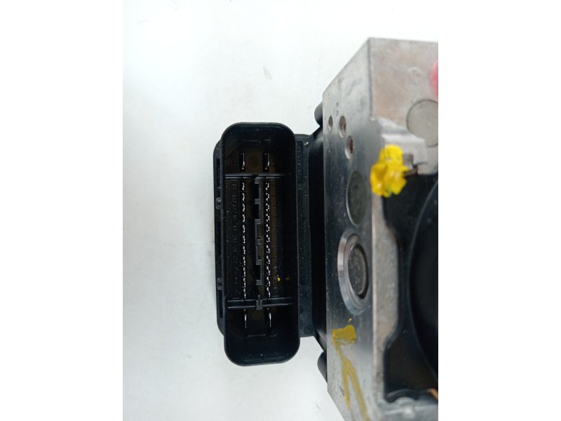 Recambio de abs para toyota yaris city referencia OEM IAM 445400D020  