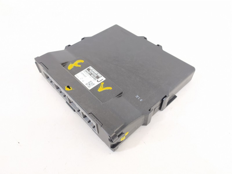 Recambio de modulo electronico para toyota auris hybrid active referencia OEM IAM 8968102030 MB2850001811 