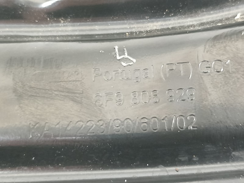 Recambio de travesaño superior para seat arona xperience referencia OEM IAM 6F9806929  