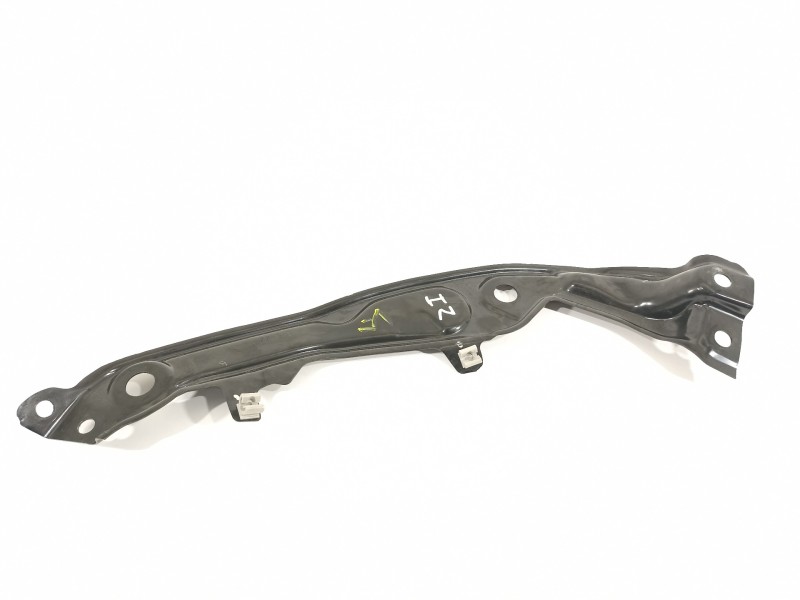 Recambio de travesaño superior para seat arona xperience referencia OEM IAM 6F9806929  