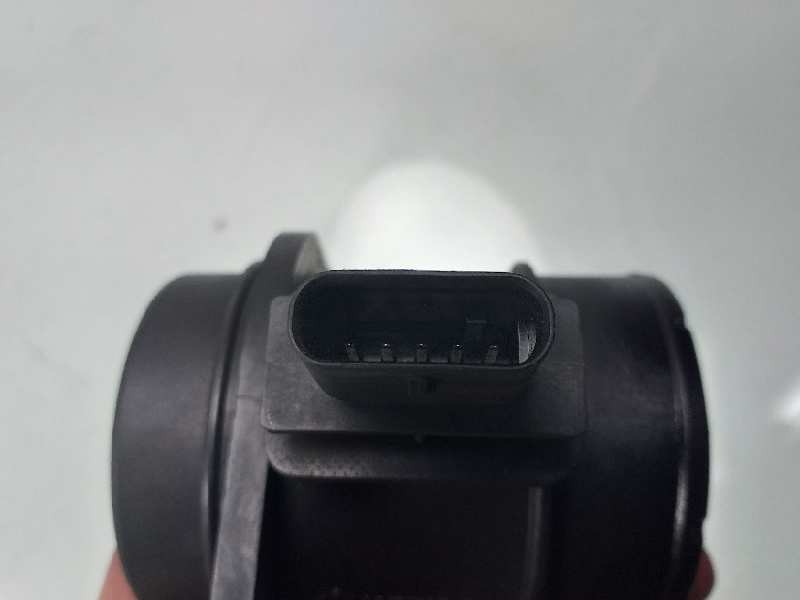 Recambio de caudalimetro para hyundai i30 classic referencia OEM IAM 9220930004 281642A401 