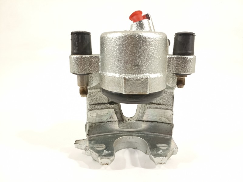 Recambio de pinza freno delantera derecha para seat arona xperience referencia OEM IAM 2Q0615106AJ 2Q0615124A 