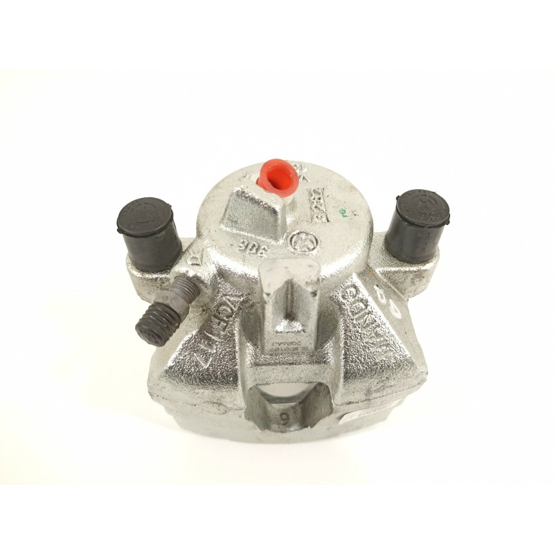 Recambio de pinza freno delantera derecha para seat arona xperience referencia OEM IAM 2Q0615106AJ 2Q0615124A 