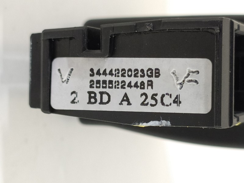 Recambio de mando multifuncion para renault clio iv grandtour dynamique referencia OEM IAM 255522448R  