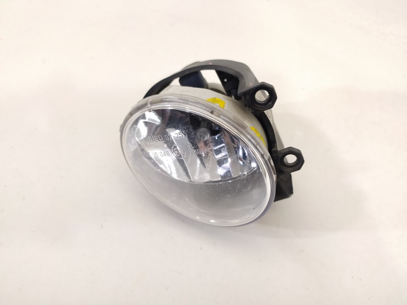 Recambio de faro antiniebla derecho para toyota yaris city referencia OEM IAM 8121002110 90008490 