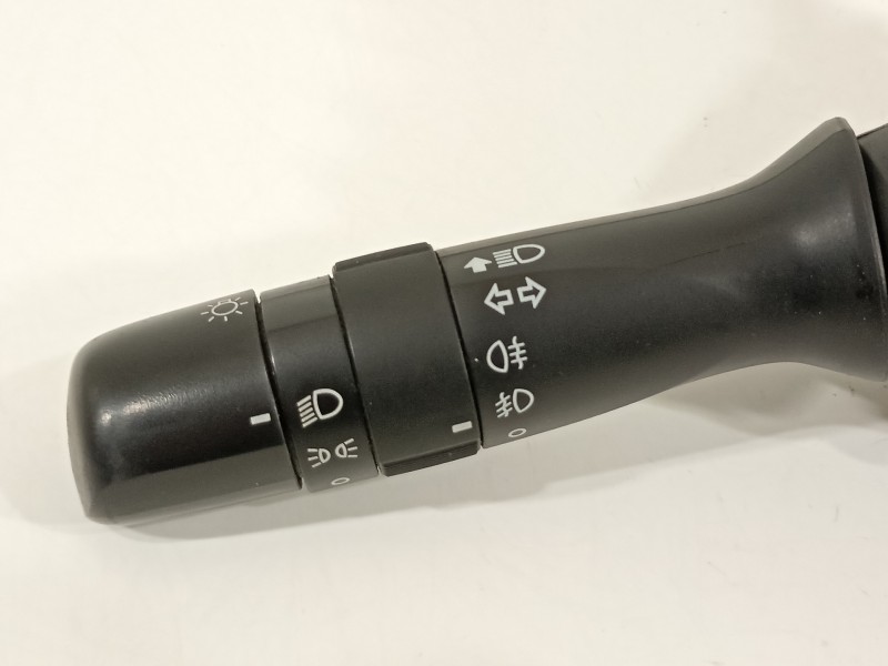 Recambio de mando luces para toyota yaris city referencia OEM IAM 841400D300 17F838 