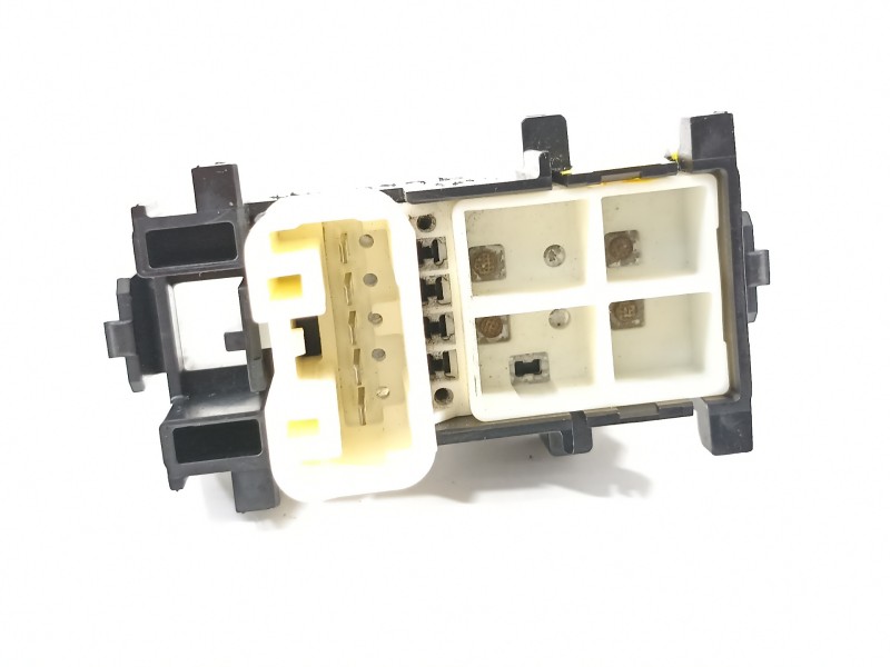 Recambio de mando elevalunas delantero derecho para toyota yaris city referencia OEM IAM 848100D030 8292A43 